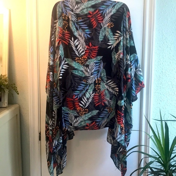 Tropical Leaf Print Kimono Coverup - Picture 7 of 12